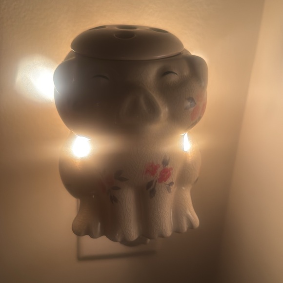 ScentSationals Wilber The Pig Accent Mini Wax Plug In Warmer Floral Farmhouse - Picture 5 of 8